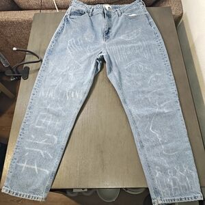 H&M Woman Blue Jeans With Artistic Print